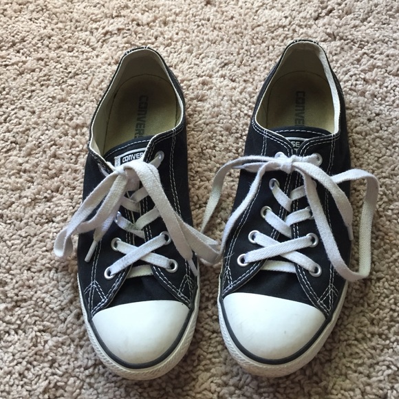 Black Converse all stars, size 8