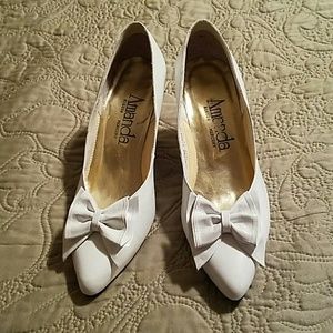 White Pumps