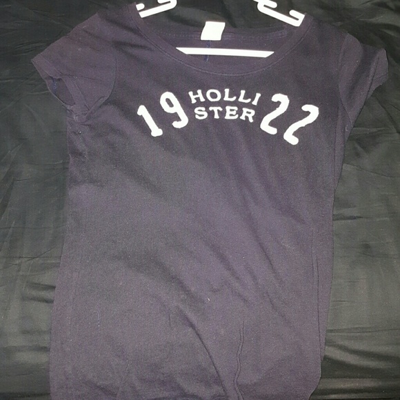 Black hollister shirt
