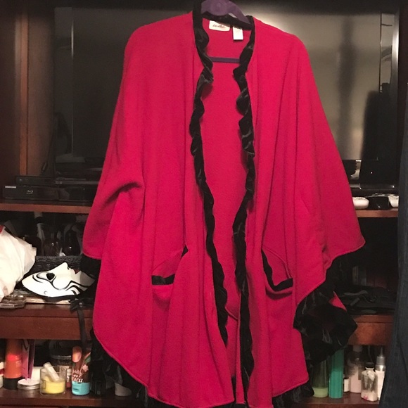 Shawl very warm. Like new
