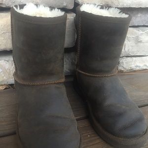 Ugg Kid's Classic Short Leather