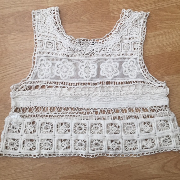 Lace Top! - Picture 2 of 4