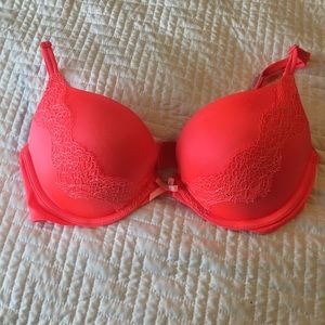 VS bra. WORN ONCE
