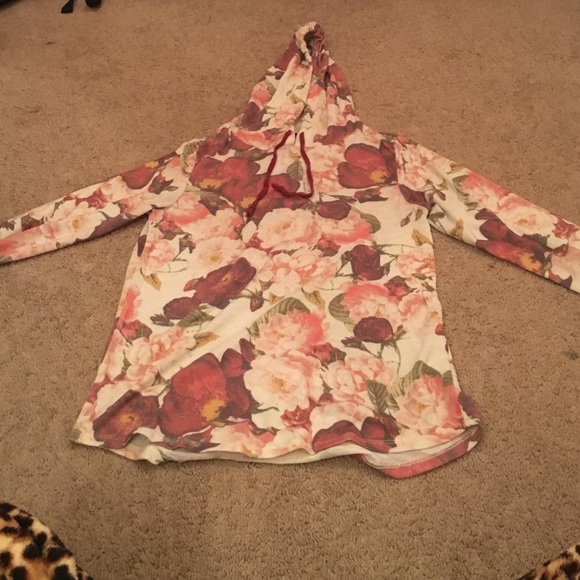 🌸Longsleeve Floral Sweatshirt🌸