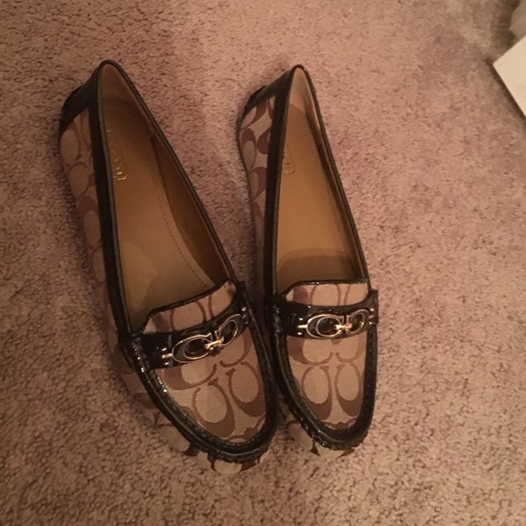 Coach Flats
