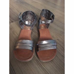 Dolce Vita Gladiator Sandals - Size 6.5
