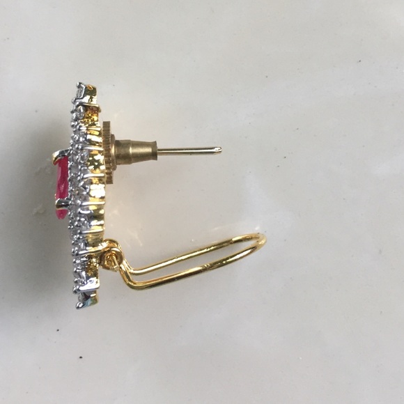 Earrings - Picture 3 of 4