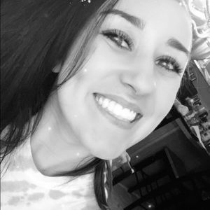 Meet your Posher, Brianna