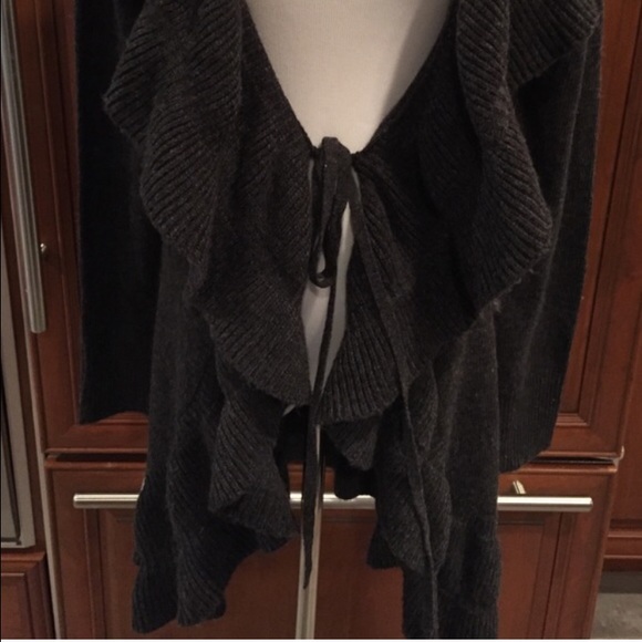 Layered waterfall sweater - Picture 3 of 3