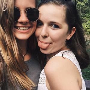 Meet your Posher, Georgia