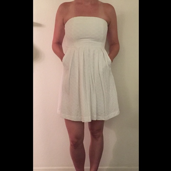 80 off GAP Dresses & Skirts 👗GAP White Strapless Dress 👗 from