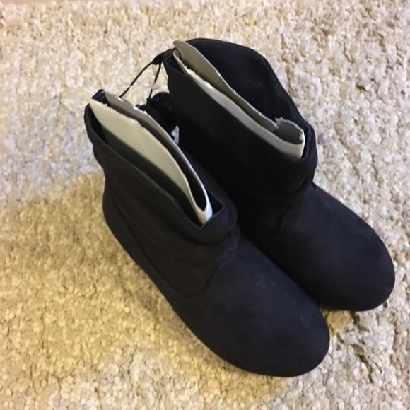 SOLD ON MERC - Picture 2 of 3