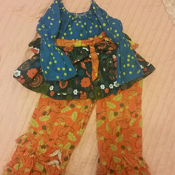 Jelly the Pug outfit