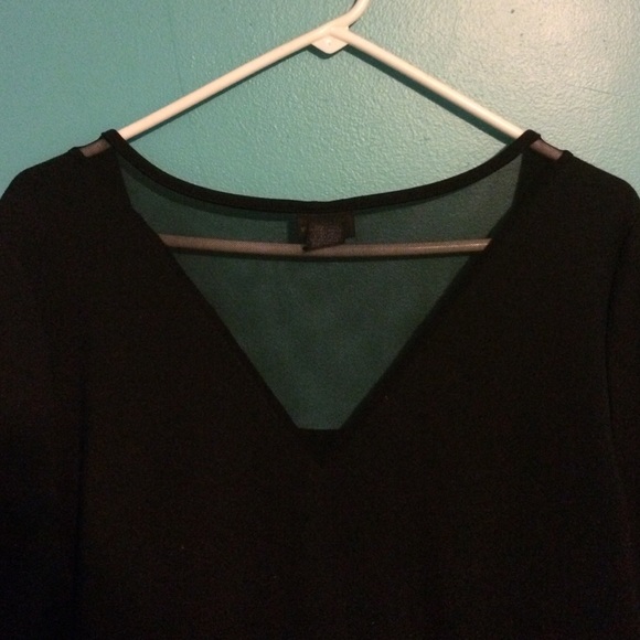 Black peplum blouse with sheer back cutout - Picture 3 of 4