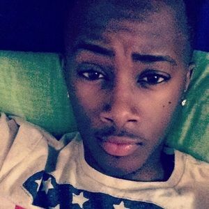 Meet your Posher, Damani