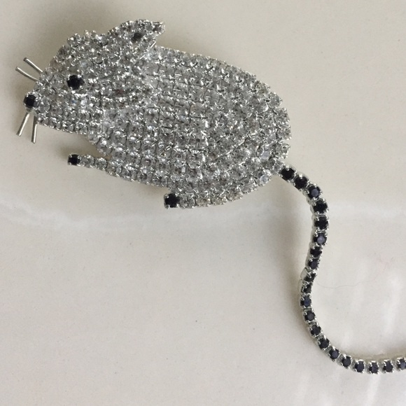 Brooch - Picture 3 of 4