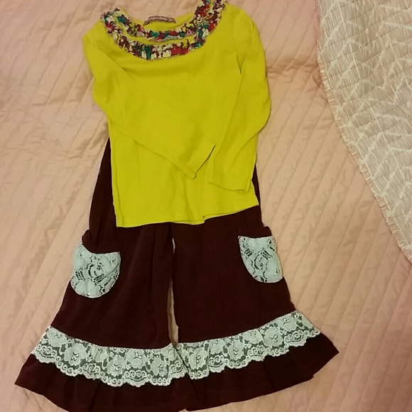 Jelly the Pug outfit