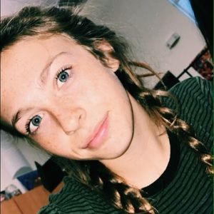 Meet your Posher, Jenna