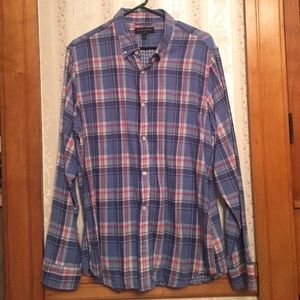 Men's Banana Republic plaid button down shirt