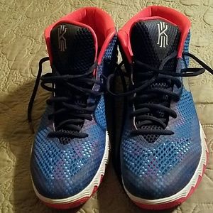 Nike Kyrie Irving Men's Sneakers