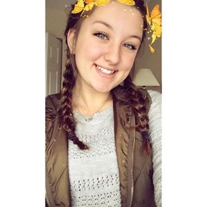 Meet your Posher, Maddy