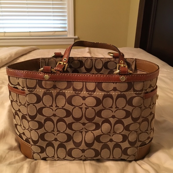 Coach Signature Bag