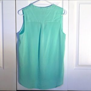 Banana Republic Tops - **FINAL PRICE** Pastel Sleeveless Button Down Banana Republic Tops - **FINAL PRICE** Pastel Sleeveless Button Down