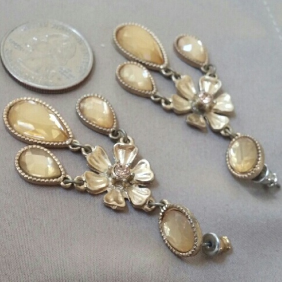 Statement Earrings - Picture 2 of 4