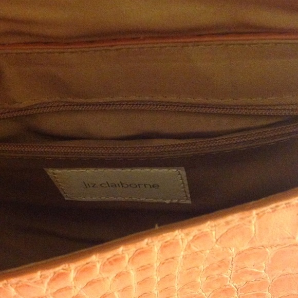 LIZ CLAIBORNE Peach Croc Mini Satchel ❤️NWOT - Picture 3 of 4