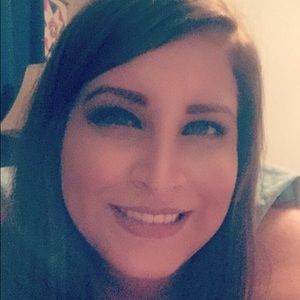 Meet your Posher, Alisha