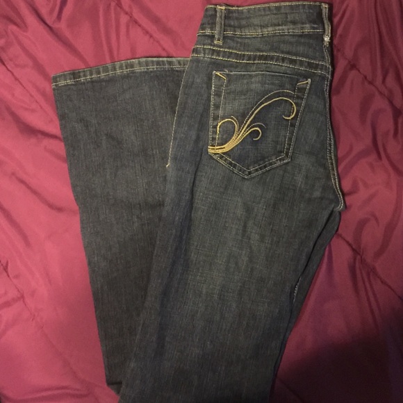 Jeans - Picture 2 of 2