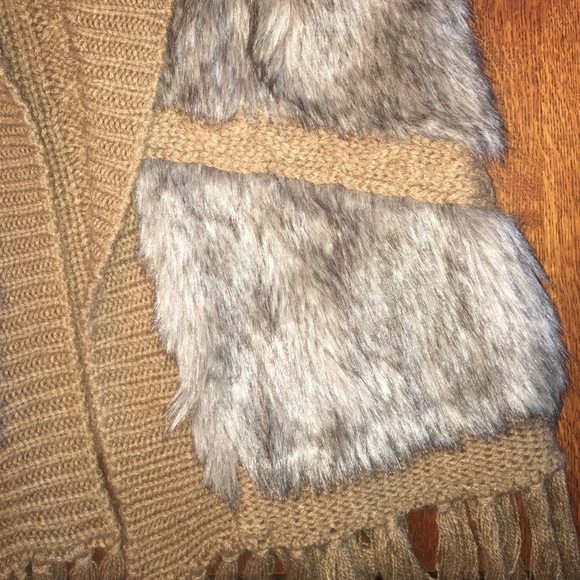 Fur vest - Picture 2 of 4