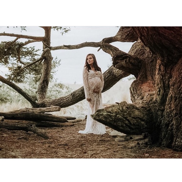 CLEARANCE LAST 1  White Lace Maxi Dress / Cover Up - Picture 4 of 4