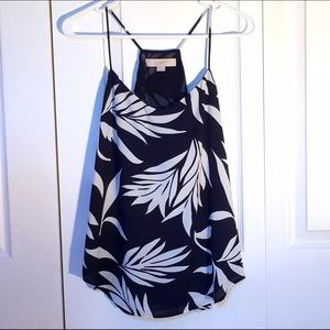**FINAL PRICE**Navy & white printed loose tank top