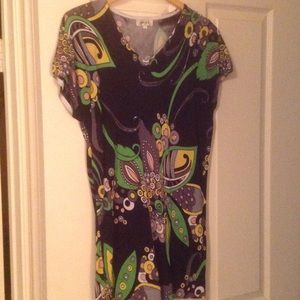 Detailed green & black tunic