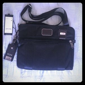 Tumi IPad /netbook carrier