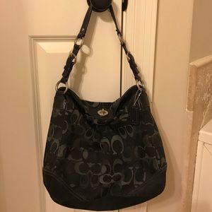 Coach Signature Optic Carly Shoulder Hobo