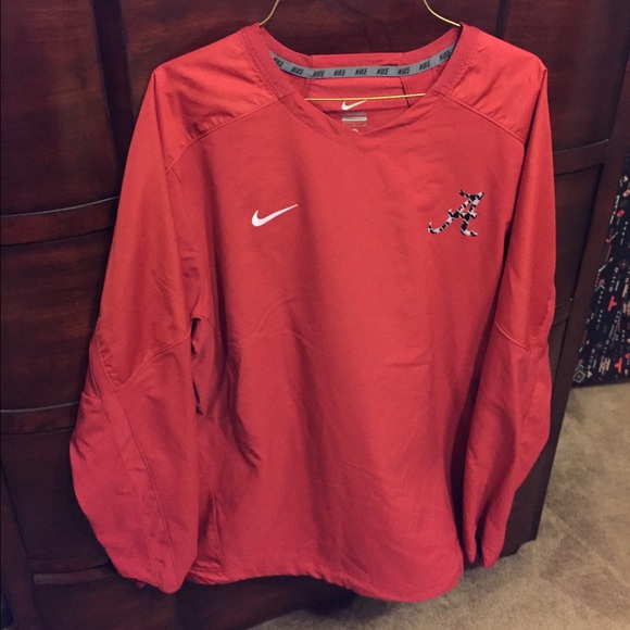 Men's sz medium Nike pullover