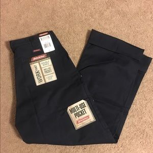Men's Dickies Pants. Navy. 34x32.