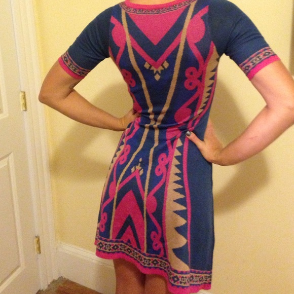 Funky sweater material baby doll dress - Picture 2 of 2