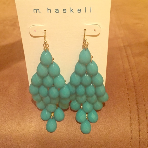 Earrings - Picture 1 of 1