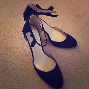 Nine West Howley - Black Suede Booties