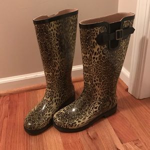 ADORABLE LEOPARD PRINT RAIN BOOTS❤️☔️