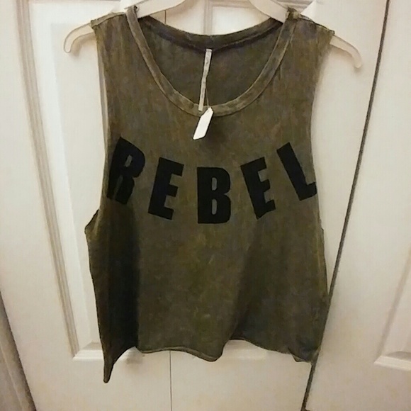 Rebel muscle tee