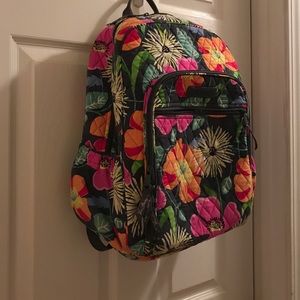 Vera Bradley bookbag😍