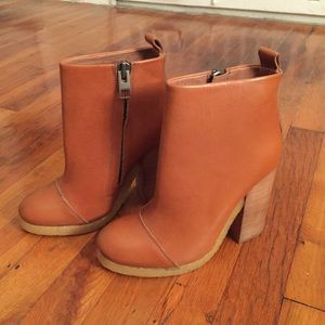 ✨ ALLSAINTS GENUINE LEATHER BOOTIES ✨