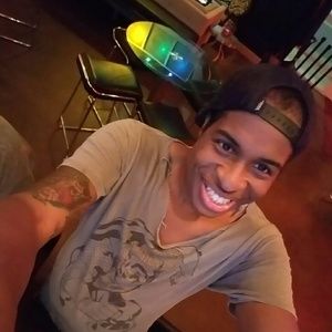 Meet your Posher, Quentin