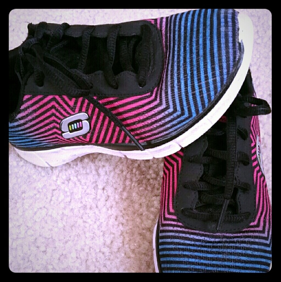 girls sneakers size 13