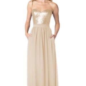 Dress: Gold, glittery, glamorous!