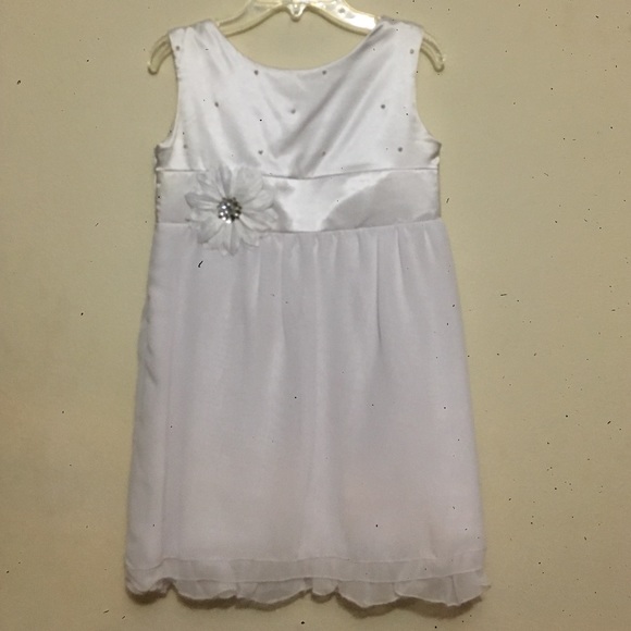 Girl's White Formal Dress - Picture 1 of 4